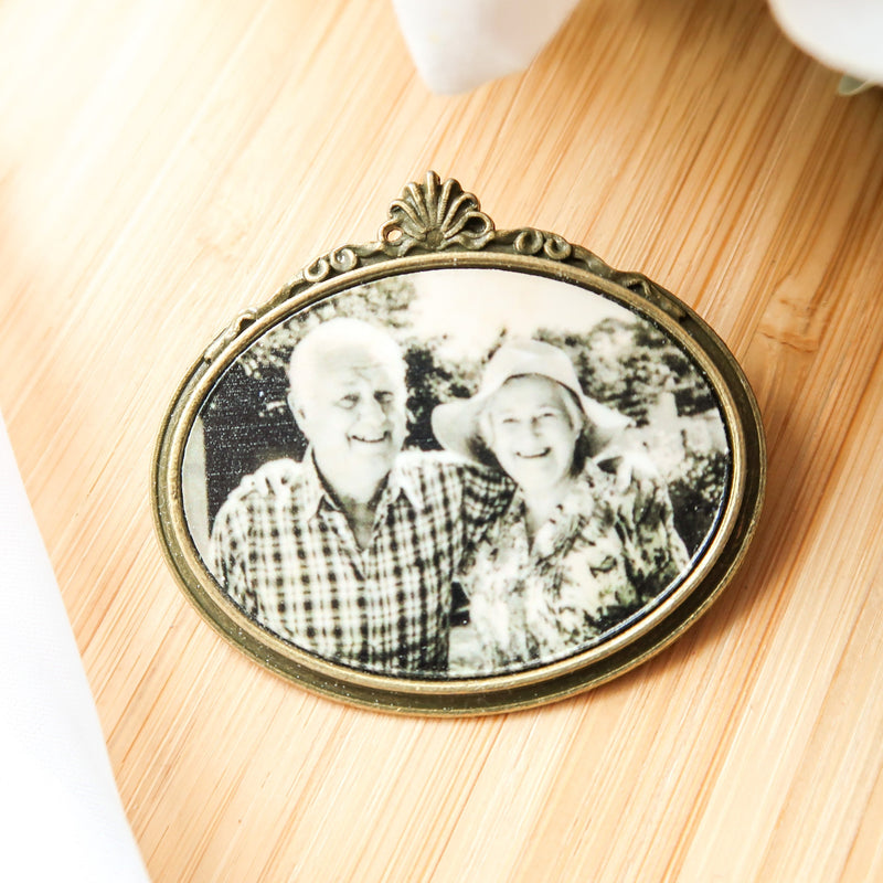 Boutonniere Photo Charm Personalised With Your Photo - Groom Memory Photo Pin - Grooms Memorial Charm For Groom - Bride Bouquet Charm