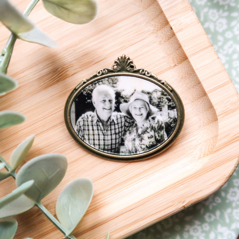 Boutonniere Photo Charm Personalised With Your Photo - Groom Memory Photo Pin - Grooms Memorial Charm For Groom - Bride Bouquet Charm