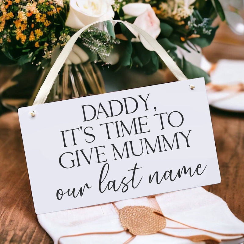 Here Comes Mummy Wedding Sign - Last Chance To Run - Wedding Aisle Sign For Bridemaid Page Boy